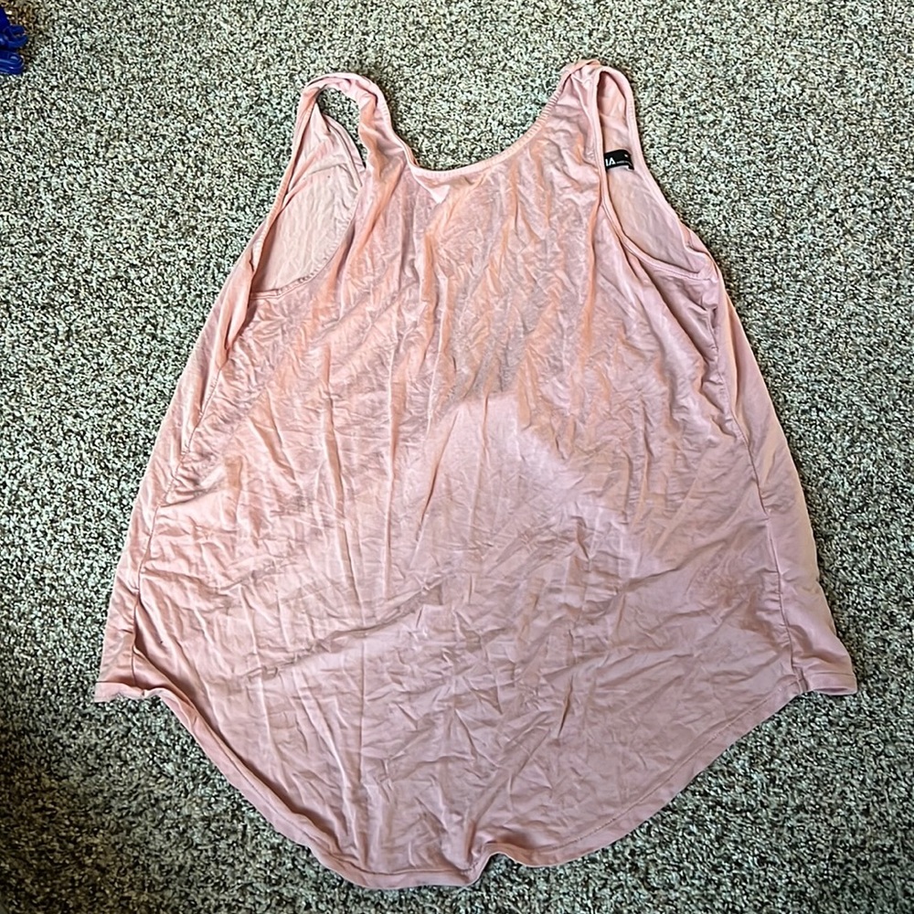 Zyia twist back tank